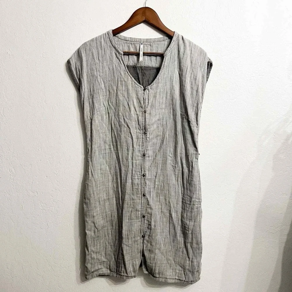 KUHL Riviera Gauzy Linen Blend Button Front Tunic Dress Gray Gorpcore hiking - Picture 2 of 6